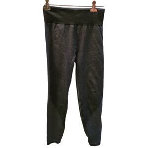 Victoria's Secret Pink Green Seamless Leggings Size M